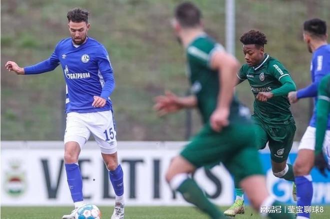 他和教练团 他和教练团