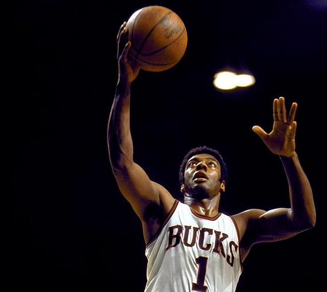 进至对方半 进至对方半