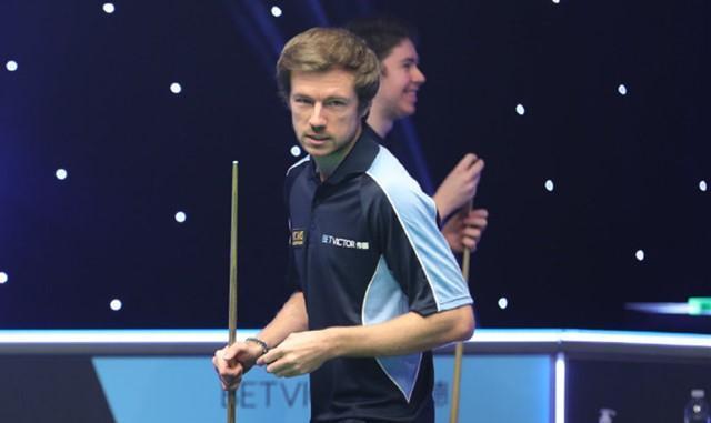 苦苦支撑 苦苦支撑