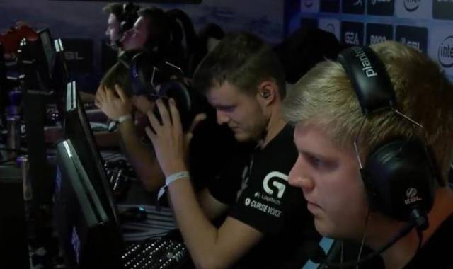 通过雇佣专 通过雇佣专